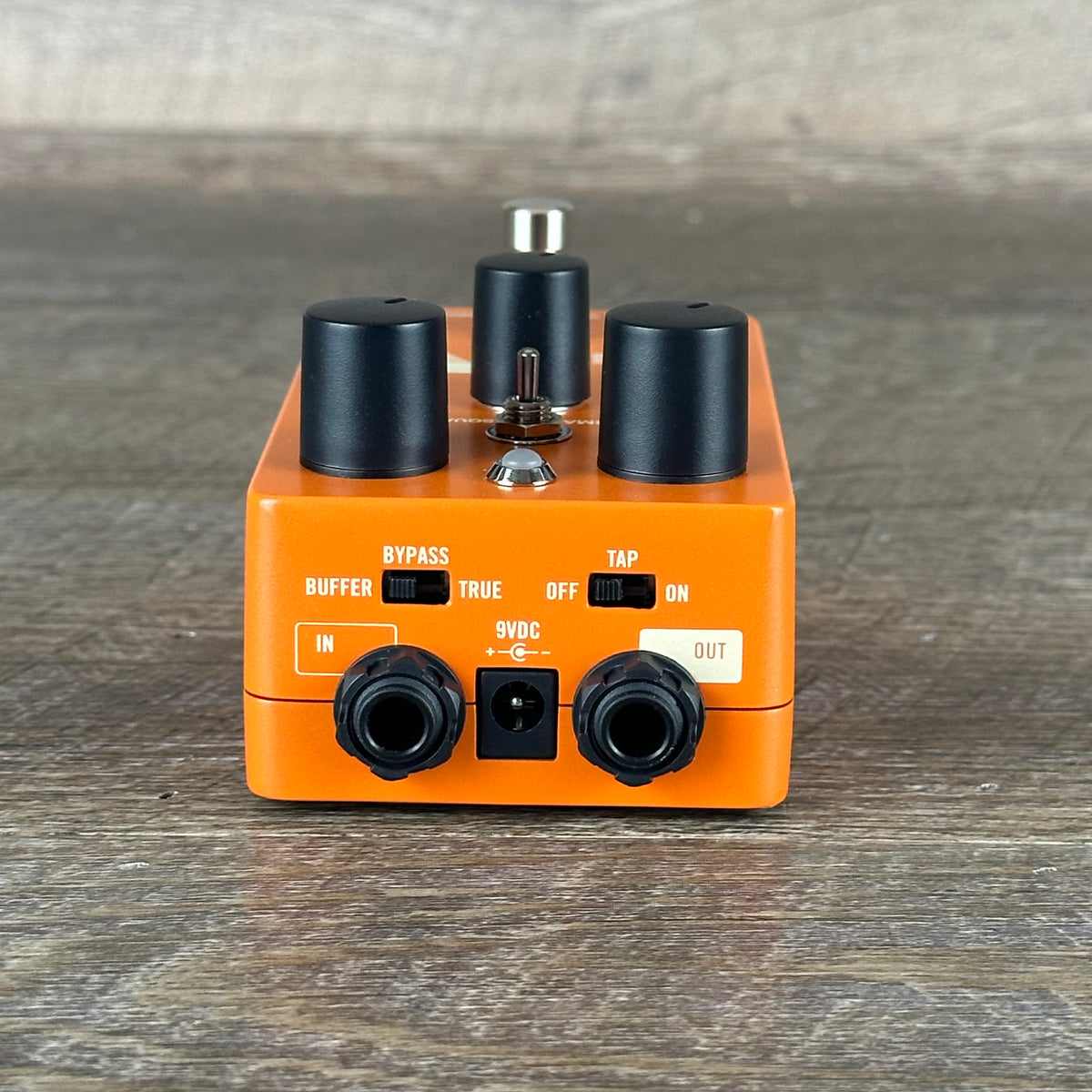 UAFX Flow Vintage Tremolo トレモロ UAFX-Flow-Image-1.jpg