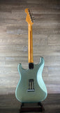Fender FSR American Deluxe Vintage Player ’62 Stratocaster – Ice Blue Metallic – 2005 – Used