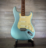 Fender FSR American Deluxe Vintage Player ’62 Stratocaster – Ice Blue Metallic – 2005 – Used