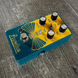 Earthquaker Device Aurelius Tri-Voice Chorus Pedal