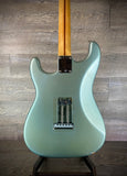 Fender FSR American Deluxe Vintage Player ’62 Stratocaster – Ice Blue Metallic – 2005 – Used