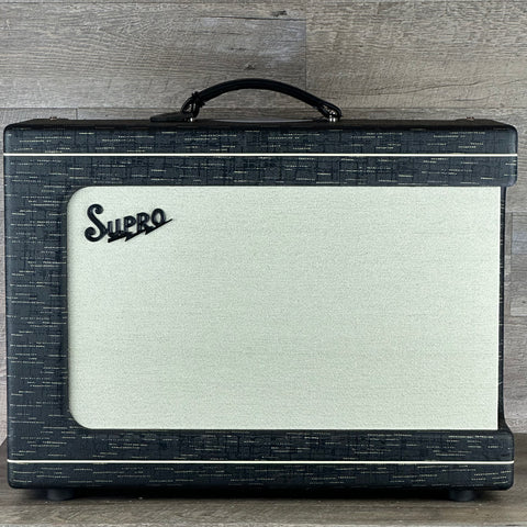 Supro Ambassador Custom 2 x 10-inch 50-watt Tube Combo Amplifier - Black Scandia